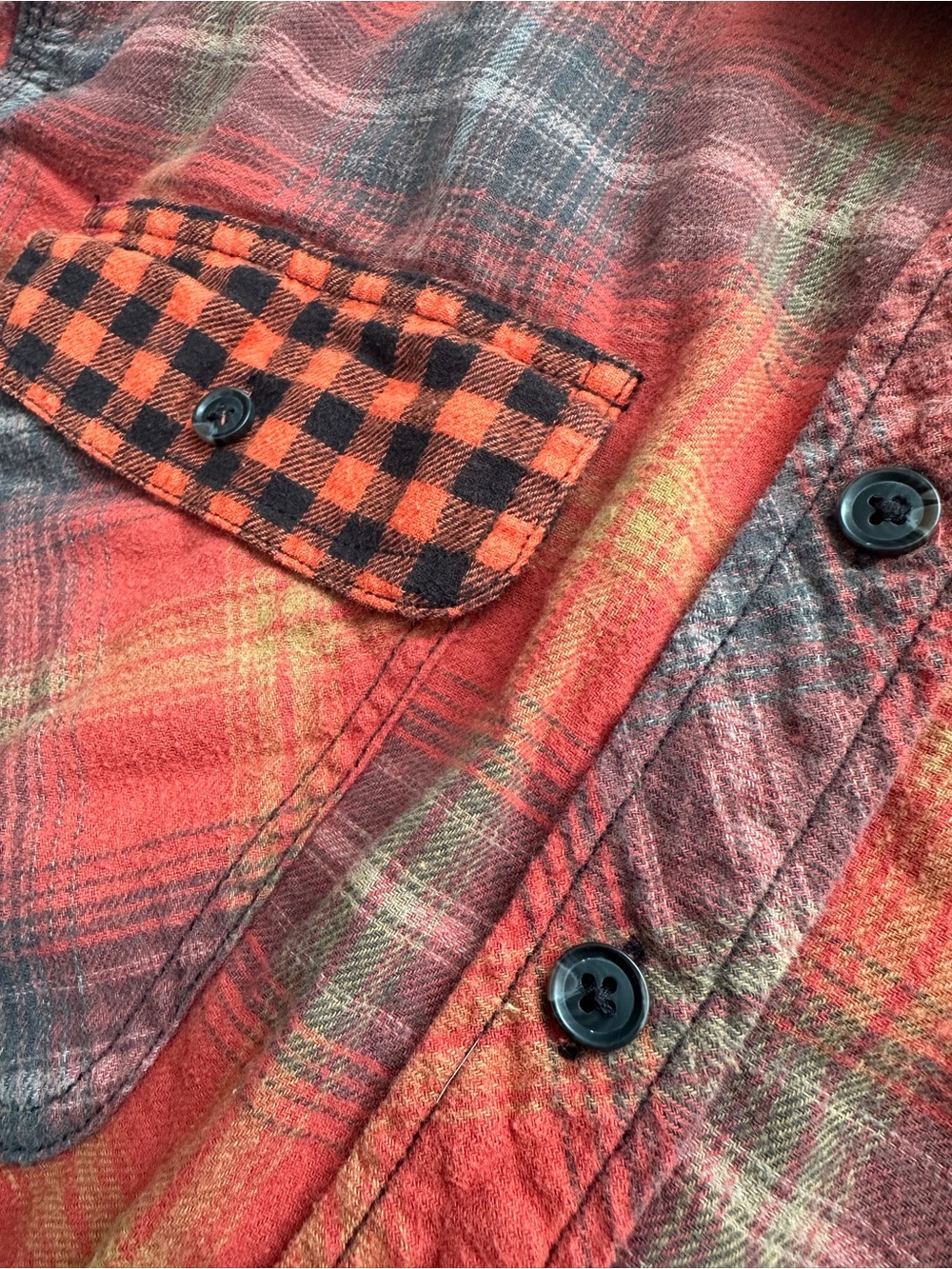Urban Outfitters BDG Rayne Flannel Boxy Cropped Shirt Scottish Checked Red Small - Picture 10 of 15